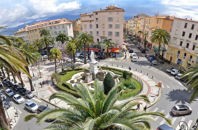 Appartamento Chambre Cozy Et Confortable Au Coeur D'Ajaccio Ajaccio  Esterno foto